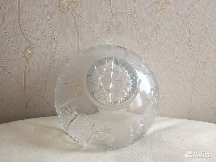Большой хрустальный салатник времён СССР
