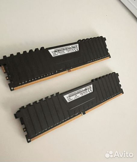 Оперативная память DDR4 16gb Corsair Vengeance