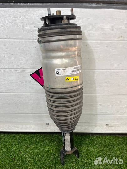 Пневмостойка передняя правая Dodge Ram 5 DT 2019