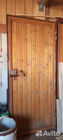 Металлическая дверь бу