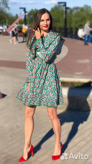 Дизайнерское платье