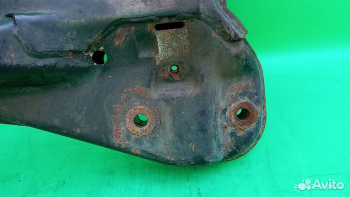 Подрамник передний Mitsubishi Carisma,Space Star