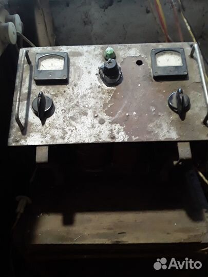 Регулятор напряжения