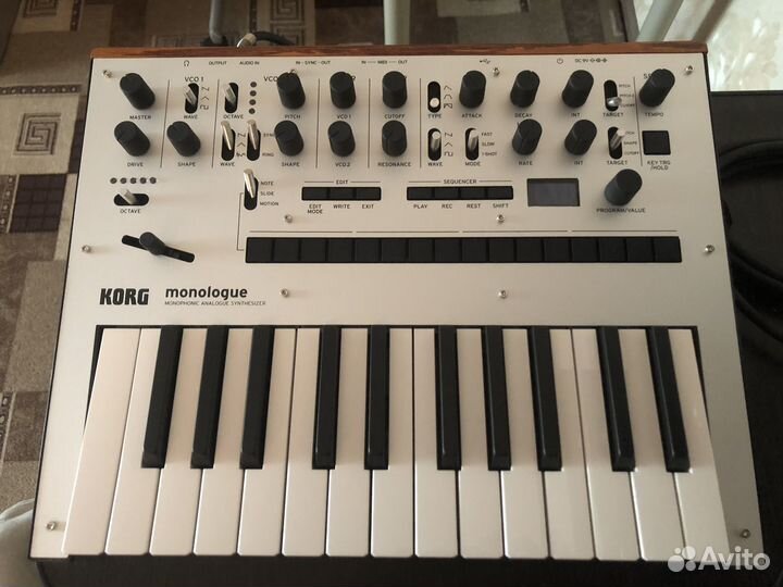 Korg monologue аналоговый синтезатор