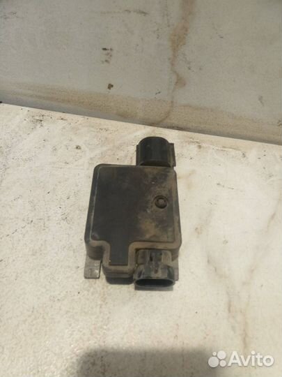 Блок управления вентилятором радиатора Ford Focus