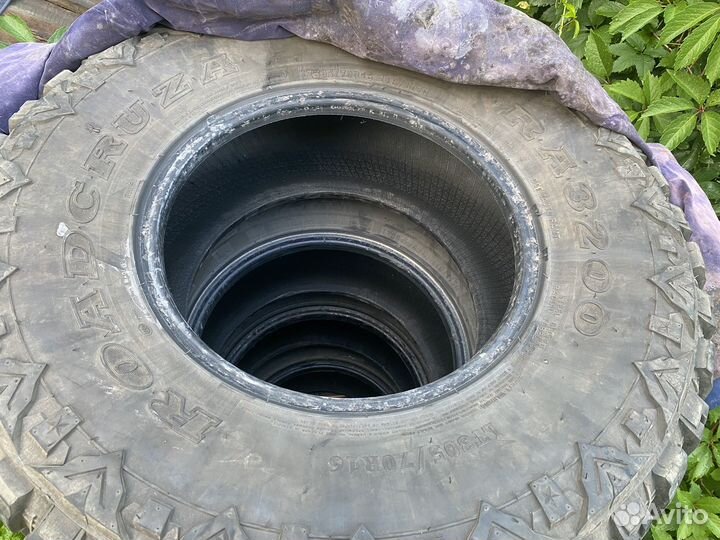 Roadcruza RA3200 33/70 R16