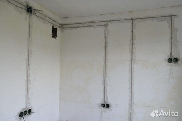 Электрик. Работаю напрямую сам. Замена проводки