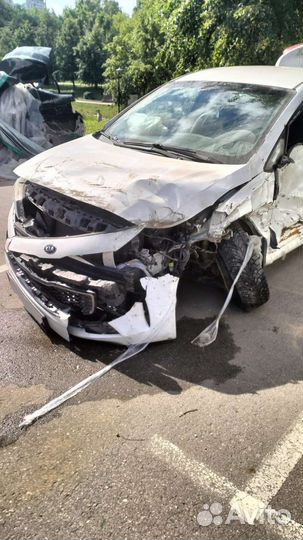 Kia Cerato 1.6 AT, 2018, битый, 145 000 км