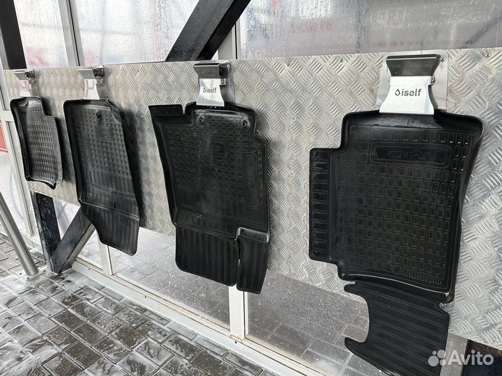Оригинальные резиновые коврики kia rio 3