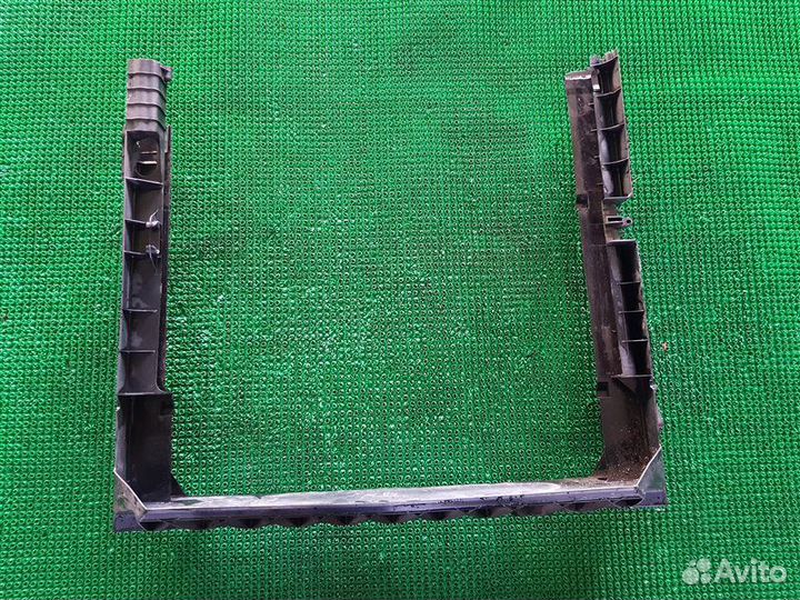 Рамка радиатора Bmw X5 E70 N62B48 2008