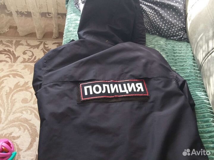 Женская форма полиции