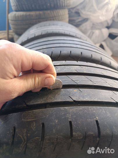 Goodyear EfficientGrip Performance 2 215/55 R17