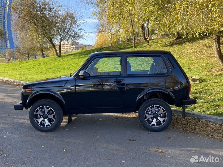 LADA 4x4 (Нива) 1.7 МТ, 2023, 14 км