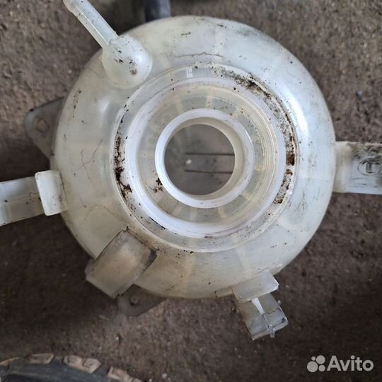 Расширительный бачок volkswagen passat cc