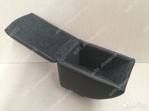 Подлокотник Suzuki Vitara 2015