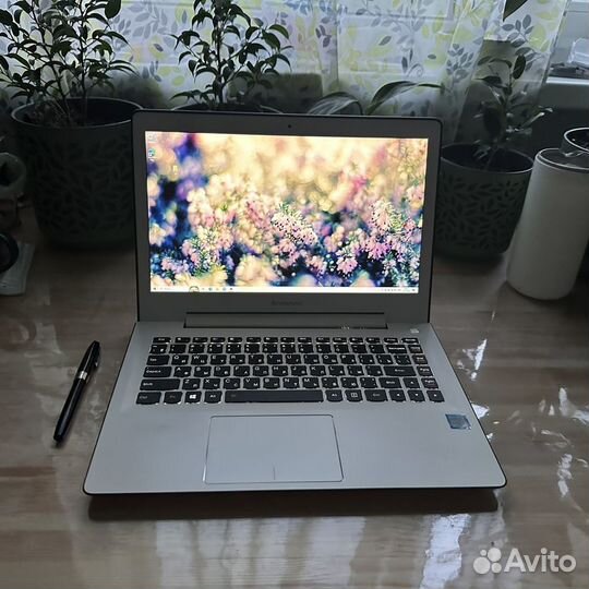 Ультрабук Lenovo 13.3 FullHD IPS