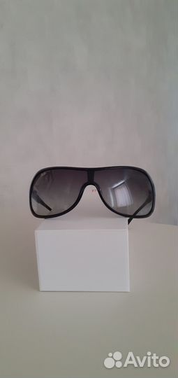 Солнцезащитные очки ray ban