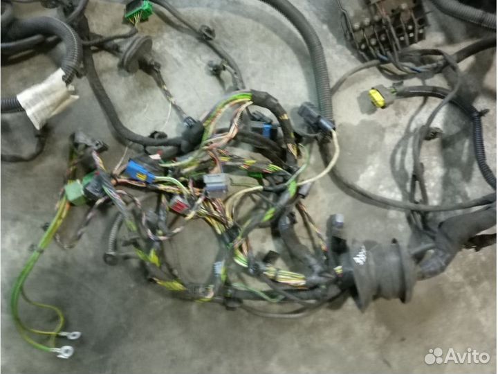 Проводка салон, 9665880380 citroen berlingo (B9)