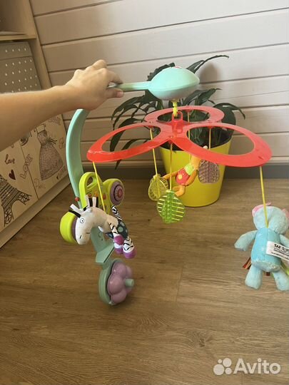 Мобиль на кроватку Taf Toys