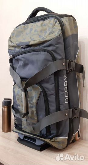 Дорожная сумка-рюкзак на колесах камуфляж 100 литр