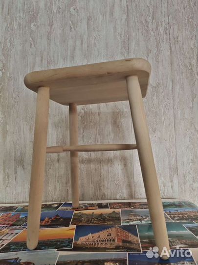Табуретки деревянные