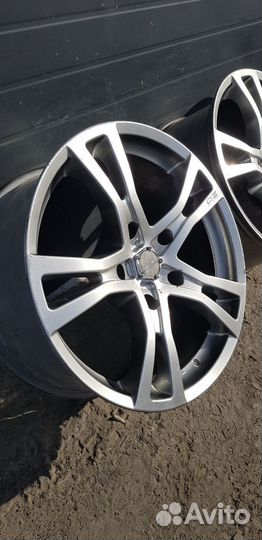 Продам Литые диски OZ R20 на LC200