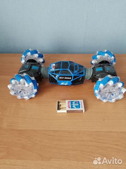 Машинка перевертыш на радиоуправлении