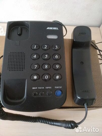 Стационарный телефон