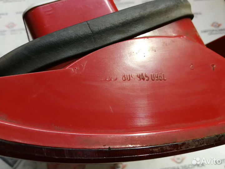 Фонарь задний правый Audi A4 b5 универсал