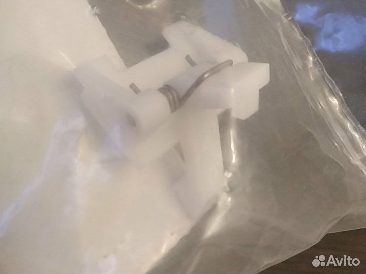 Original Защелка на Люк стир.маш bosh (подходит дл