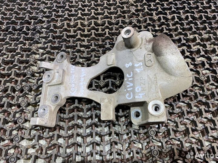 Кронштейн кондиционера Цивик 4D Honda Civic