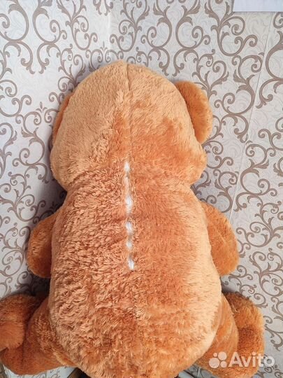 Плюшевый медведь