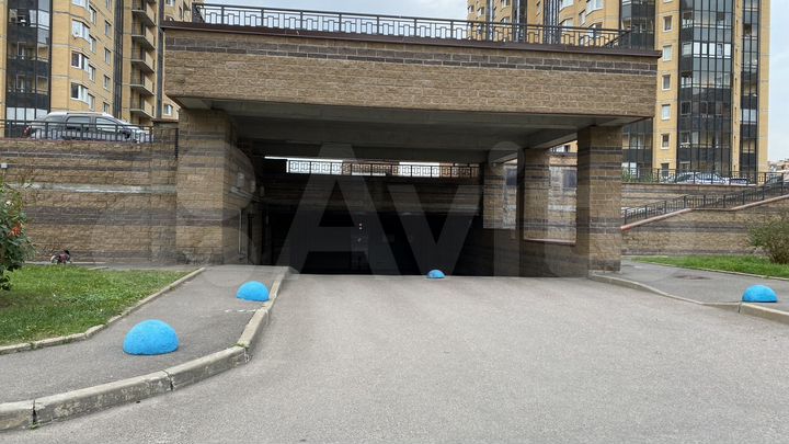 Машиноместо, 25 м²