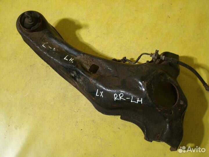 Продольный рычаг задний левый Мицубиси Лансер 10