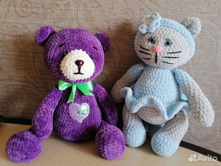 Вязаные игрушки кошечка и медведь