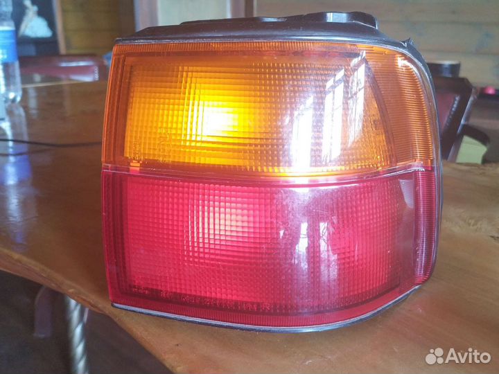 Delica стоп сигнал правый
