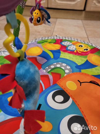 Развивающий коврик для ползания