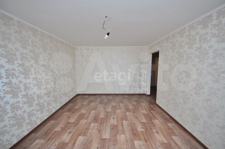 2-к. квартира, 79,4 м², 2/6 эт.