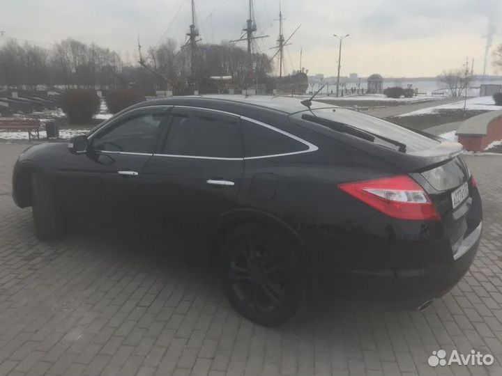 Дефлекторы окон Honda Crosstour (2009-2015)