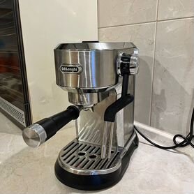 Кофеварка рожковая delonghi ec950.m