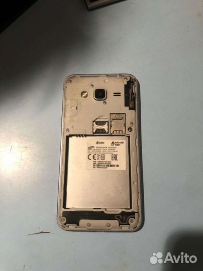Телефон Samsung G 3