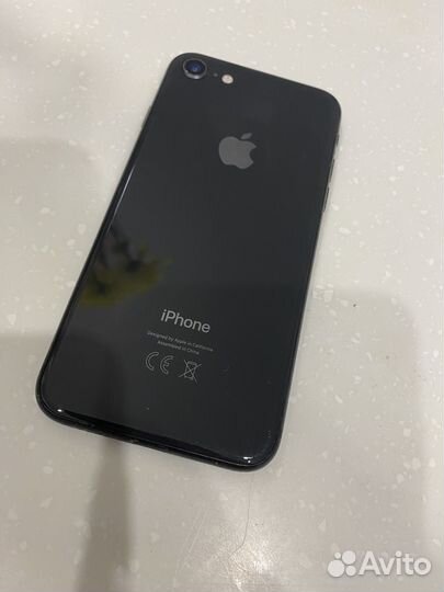 iPhone 8, 64 ГБ