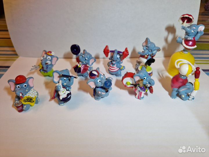 Киндер сюрприз Слоны в цирке