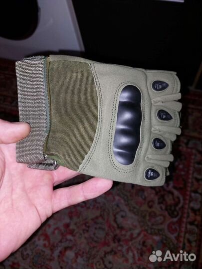 Перчатки тактические