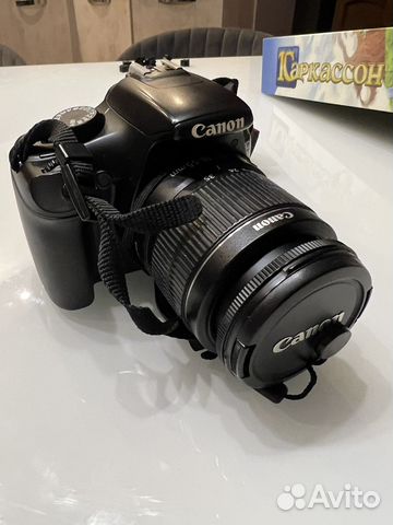 Зеркальный фотоаппарат