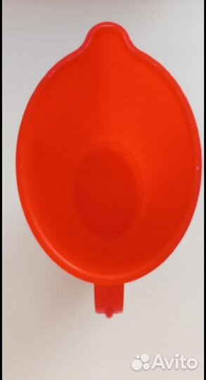 Пластиковый кувшин 1,7 л,новый