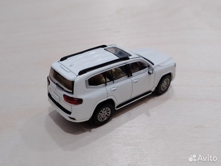 Toyota Land Cruiser LC300