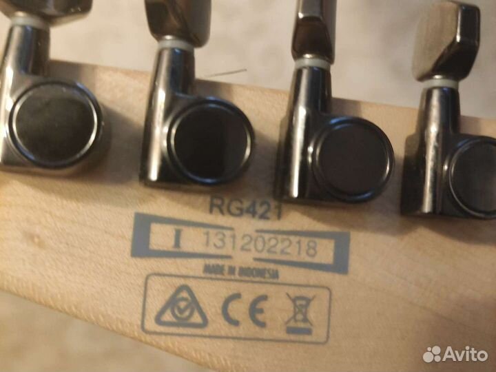 Электрогитара Ibanez RG421