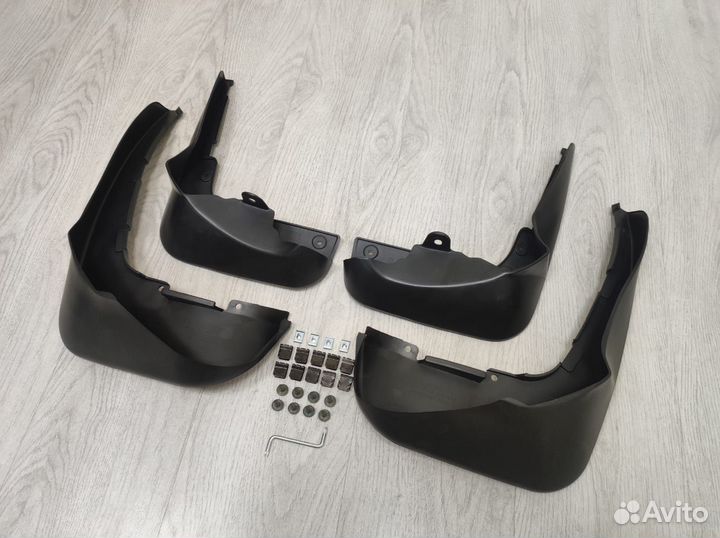 Брызговики Mercedes-Benz R-class 2006-2017