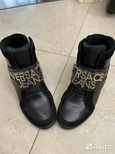 Ботинки женские Versace Jeans 38